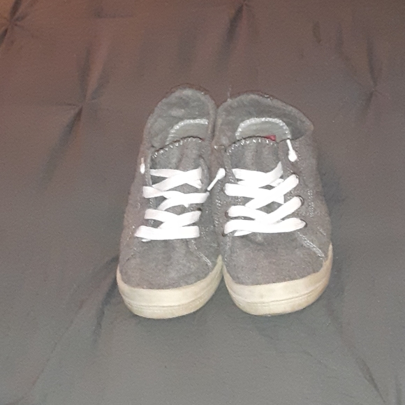 Sneakers - Picture 1 of 2